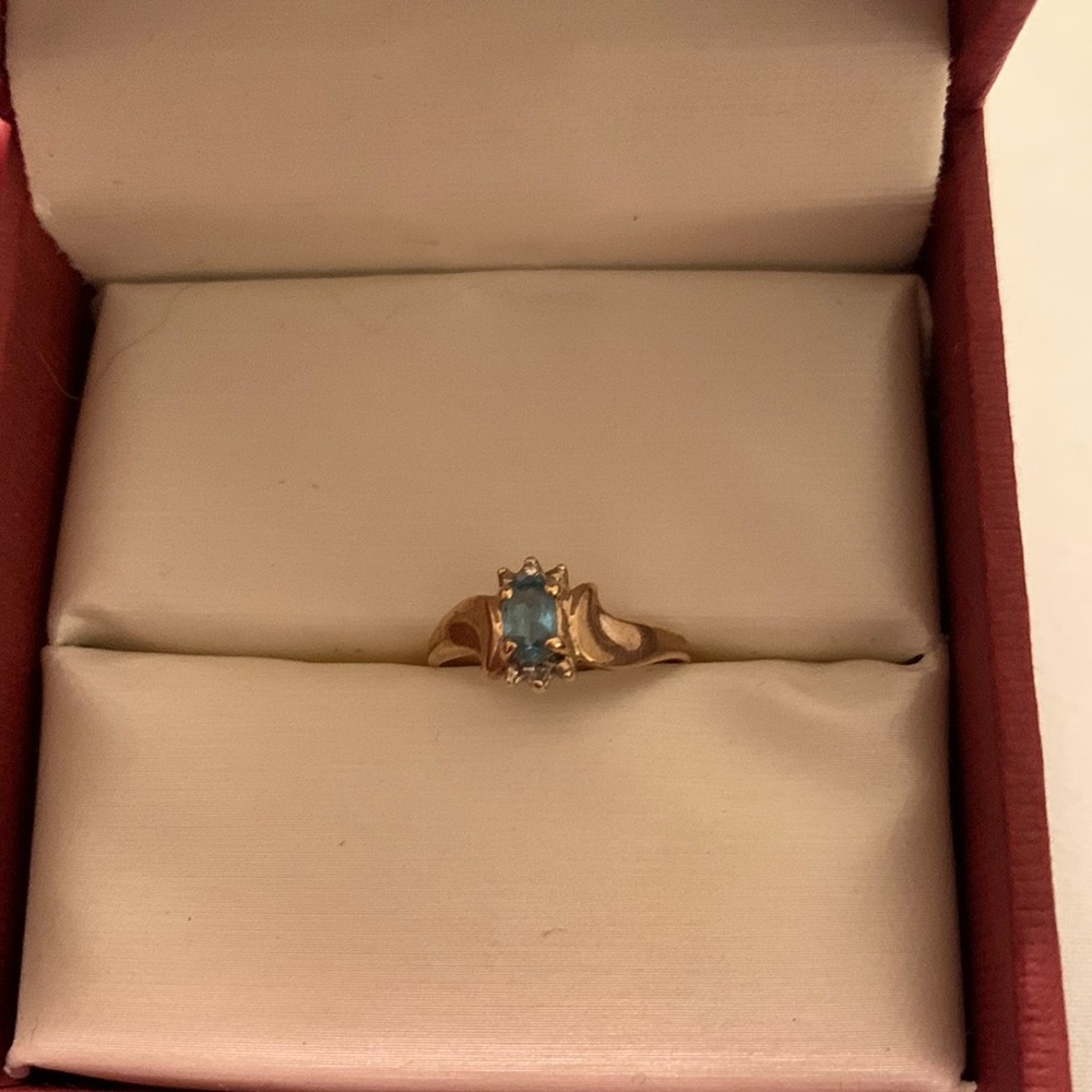 Small gold ring
